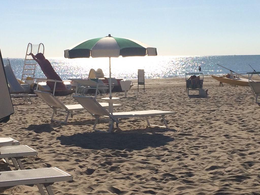 Hotel Sunset Rimini Eksteriør billede